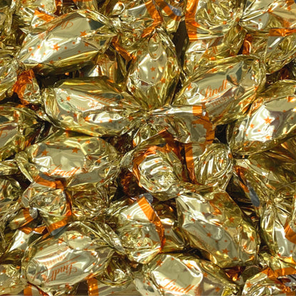 Lindt Marc de Champagne Milk & White Cone